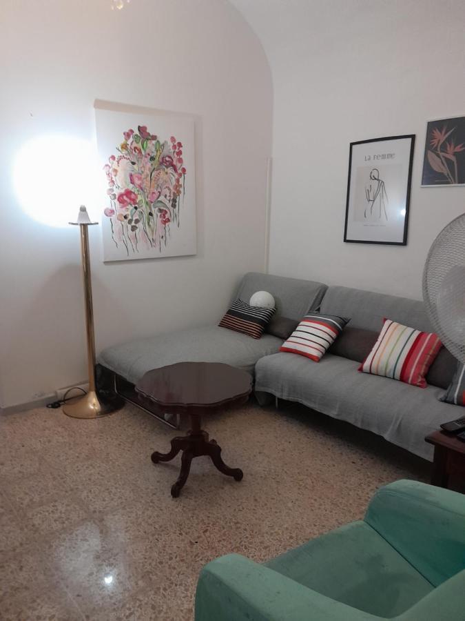 Da Julia Apartamento Oristano Exterior foto
